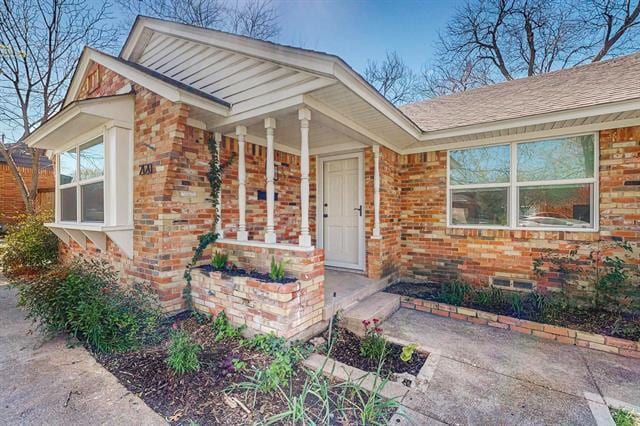 Photo - 2120 Healey Dr