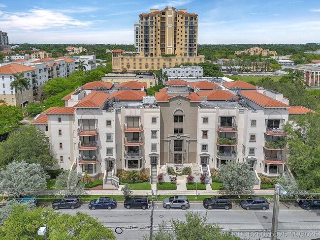 1650 Galiano St Unit 403