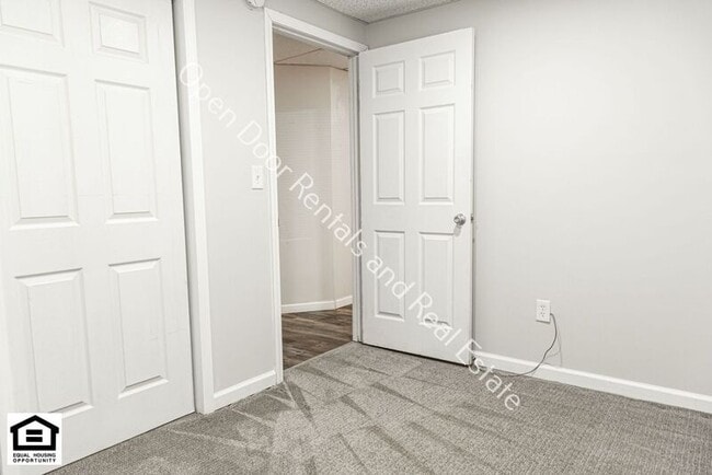 Photo - 17425 IN-37 Unit 101