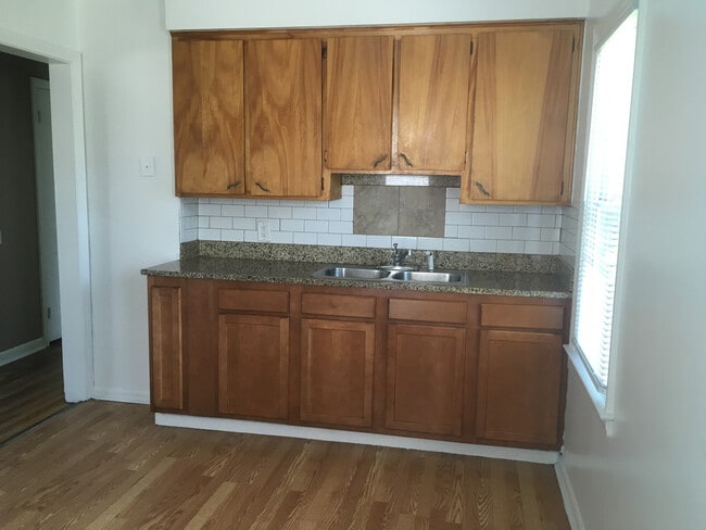 Photo - 3 Bedroom Bungalow, Move-In Ready. Sec. 8 OK