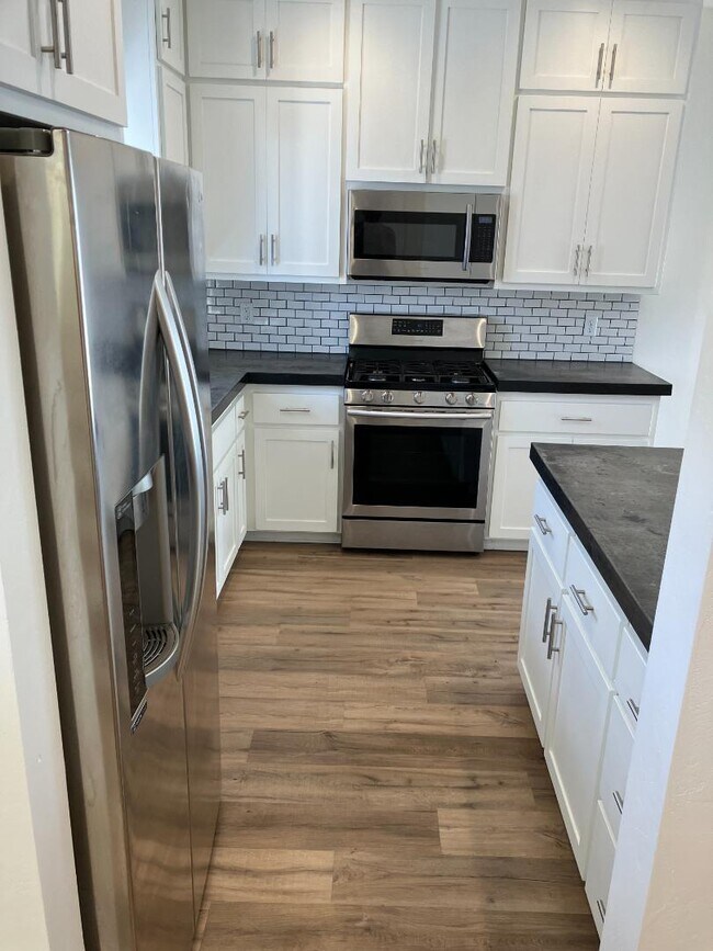 Photo - 2628 Bolier Ave