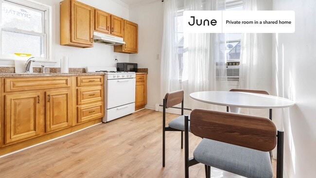 Photo - Room in Shared 4 bed/1 bath home Unidad B