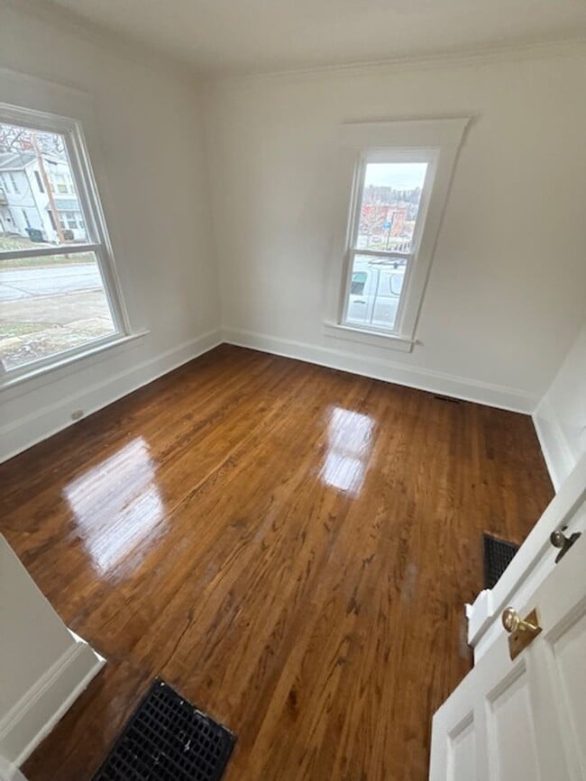 Photo - One Bedroom Duplex ( first floor)  $1160