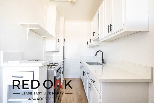 Photo - 706 N St Andrews Pl Unidad 207