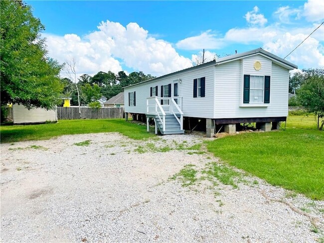 Building Photo - 566 Panther Dr Rental