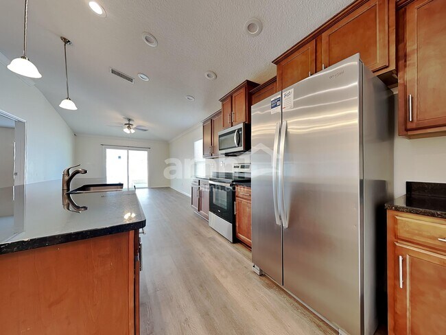 Photo - 636 Glendale Ln