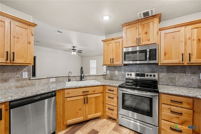 2668 Belle Hubbard Trl