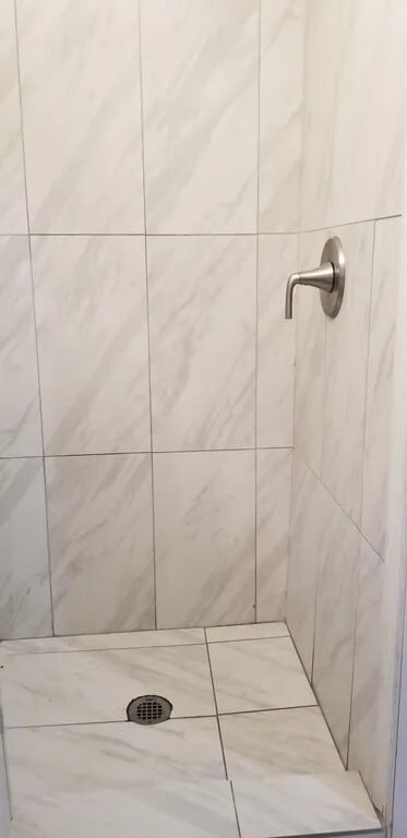 Photo - The Adams Apartments Unit 1R