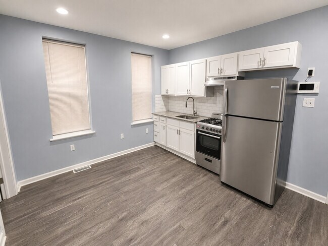 Building Photo - 4240 W Girard Ave Unit #1R