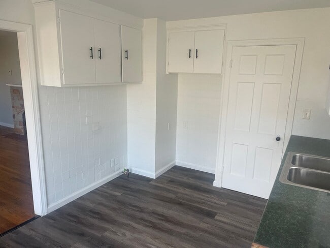 Photo - 20110 Mountville Dr