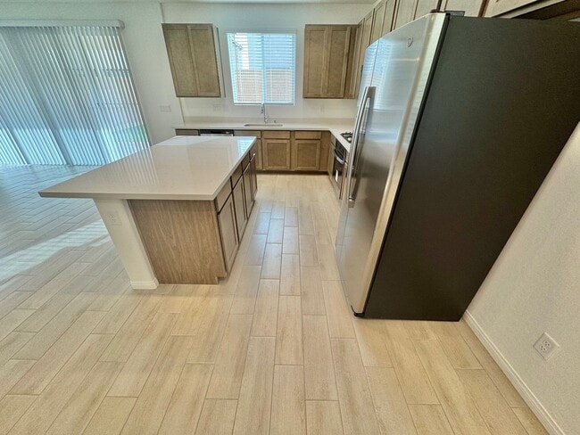 Photo - GORGEOUS 2 STORY 3 BEDROOM HOME LOCATED IN THE SOUTHWEST MT. EDGE AREA