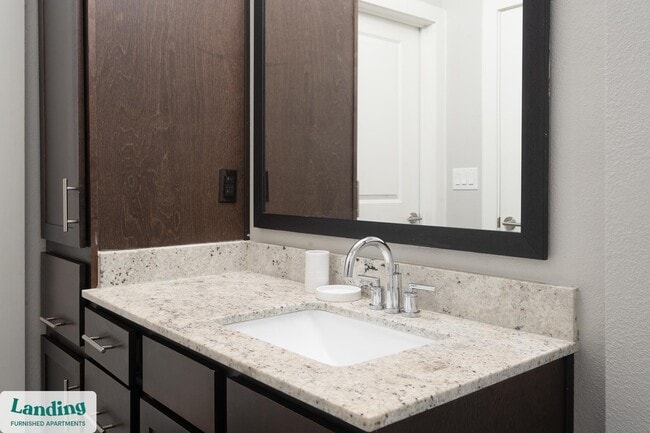 Photo - 4300 Cromwell Dr Unidad 3301