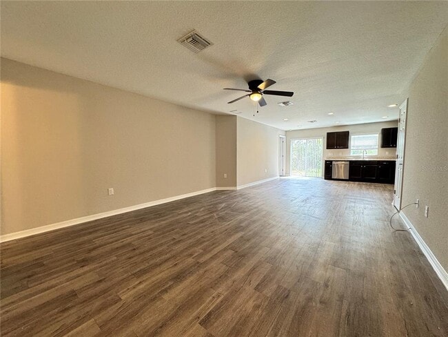 Photo - 3127 24th St W