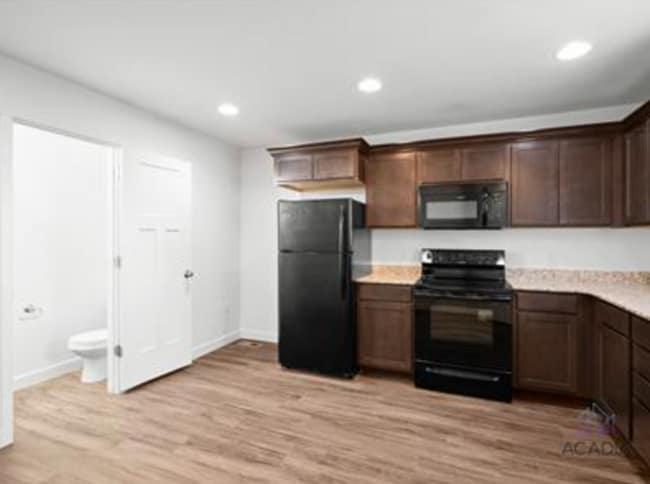 Photo - Paytons Quarry Unit 14421