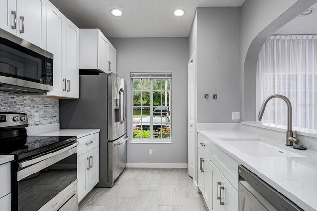 Photo - 208 Cape Harbour Loop