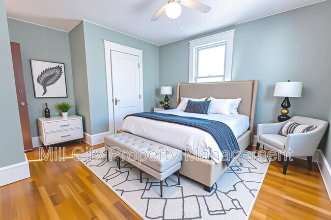 Photo - 204 Alsace St