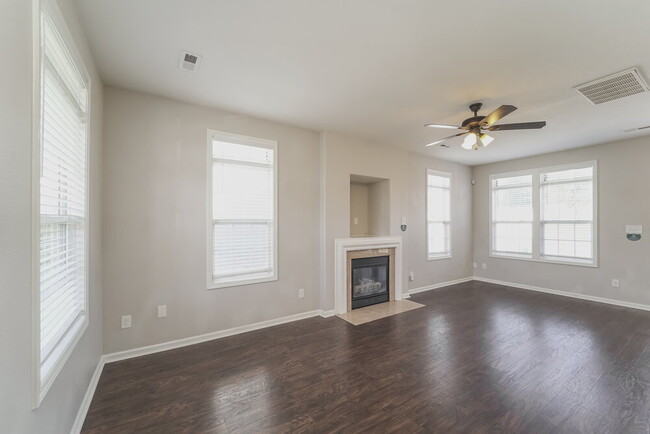 Photo - 6202 Whispering Brook Ct