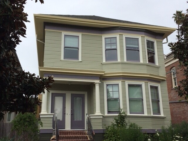 Photo - 1915-1919 Berkeley Way Unidad 1917