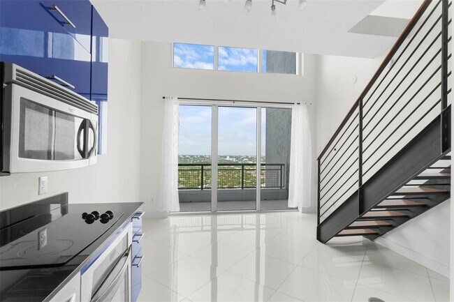 Photo - 60 SW 13th St Unit 3213