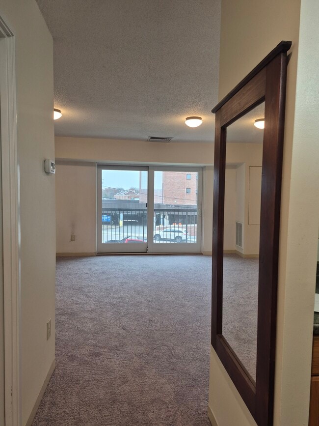 Photo - 133 Commander Shea Blvd Unit 215