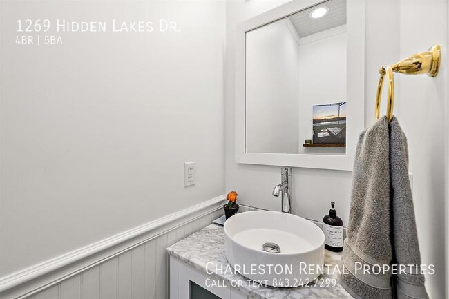 Photo - 1269 Hidden Lakes Dr House