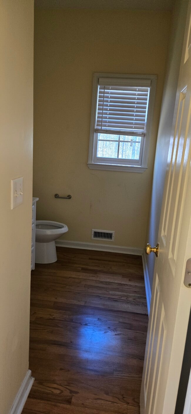 Photo - 5135 Cobblestone Way NW