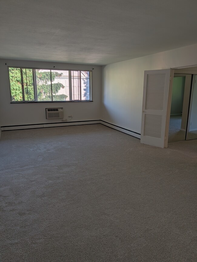 Photo - 700 East Ave Unit A7