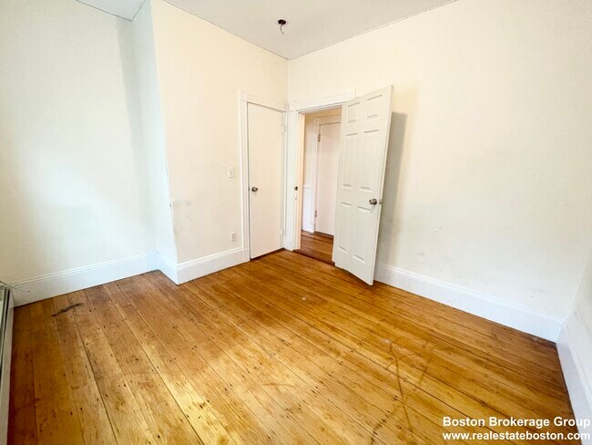 1 Folsom Ave
