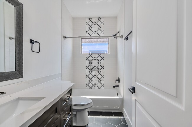 Photo - 6901 Rd 5503