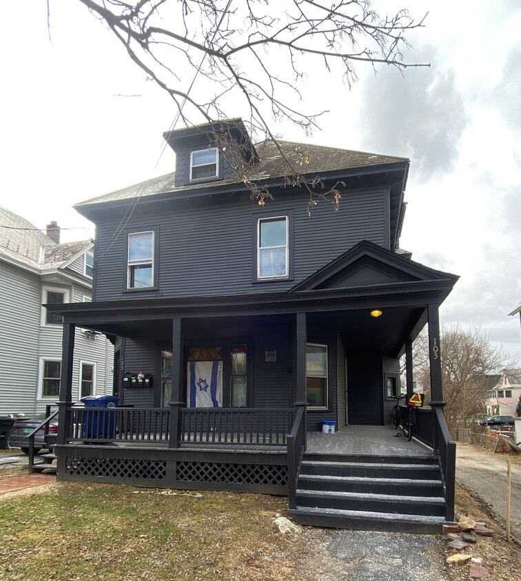 Photo - 105 Loomis St (Burlington, VT)