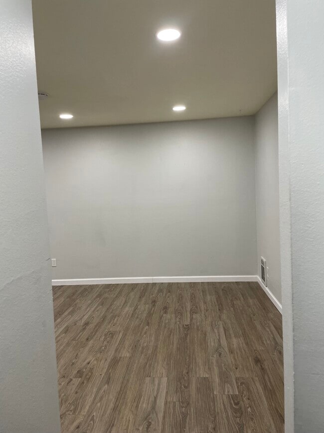 Photo - 15138 65th Ave S Unidad 119