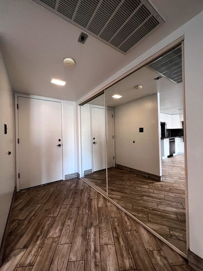 Photo - SCOTTSDALE SHADOWS LUXURY CONDO WITH AC, WATER INCLUDED AND 9 HOLE GOLF Unit 504