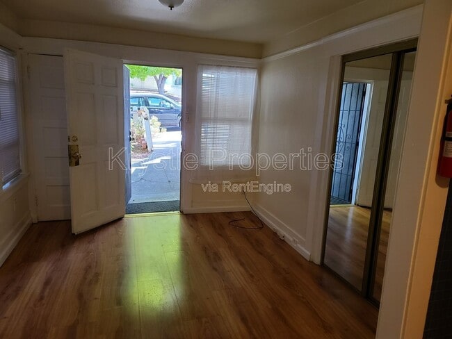 Photo - 1119 Sutter St Unit B