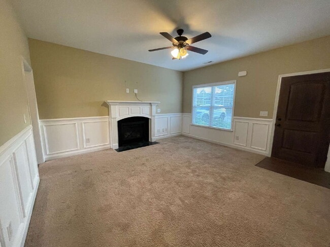 Photo - ADORABLE 3 BR, 2 BA HOME IN PLANTATION POINT! *SPRING CREEK SCHOOL DISTRICT*