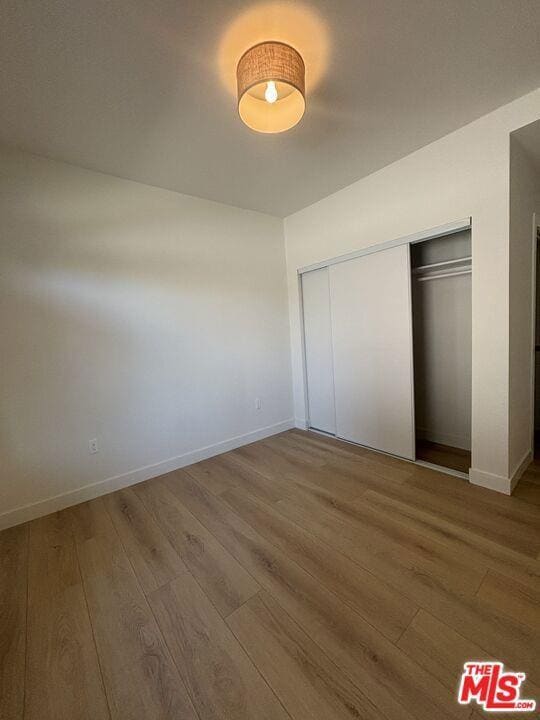 Photo - 16128 Devonshire St