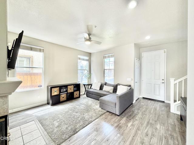 Photo - 818 Navigator Way