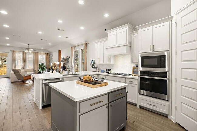 Photo - 1213 Thunderhead Trl