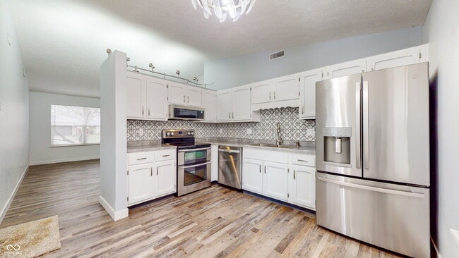 Photo - "Charming 3-Bedroom Gem in Indianapolis with Cozy 984 Sq. Ft. Living Space!"