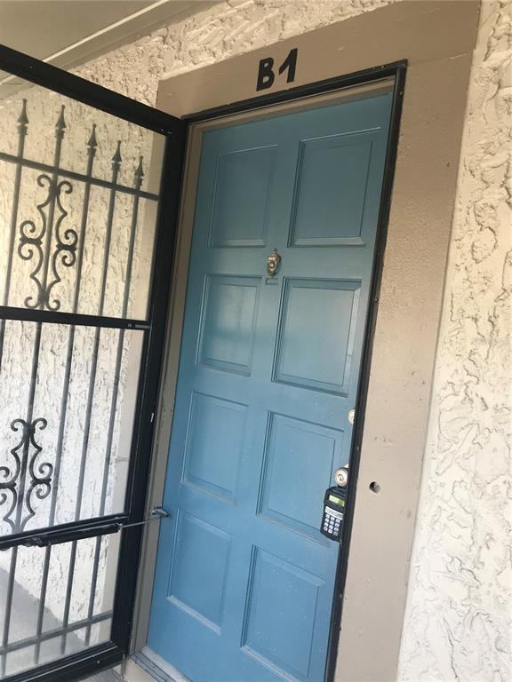 Photo - 6324 Newtown Cir Unit 24B1