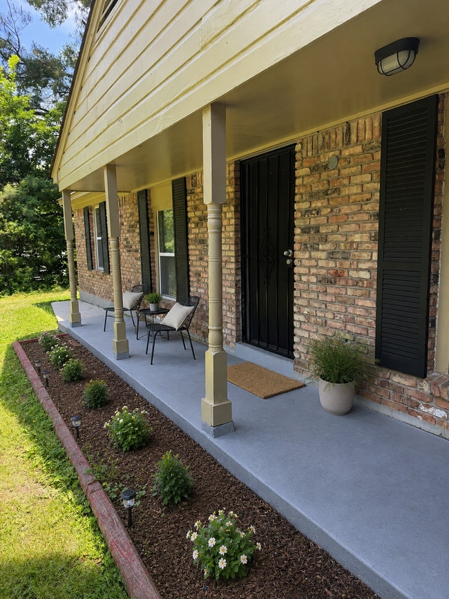 Photo - Move-In Ready 4BR Home – Appliances Included!