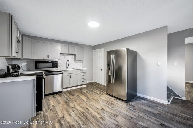 Photo - 333 Oak St