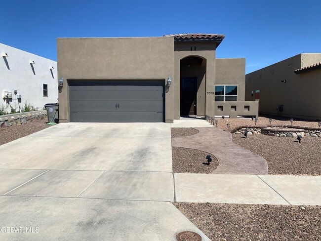 Building Photo - 7013 Long Meadow Dr