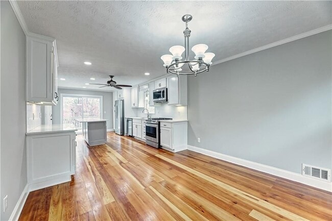 Photo - 4843 McPherson Dr NE