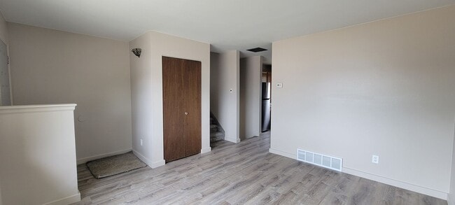 Photo - 3 Bedroom 1.5 Bathroom Home