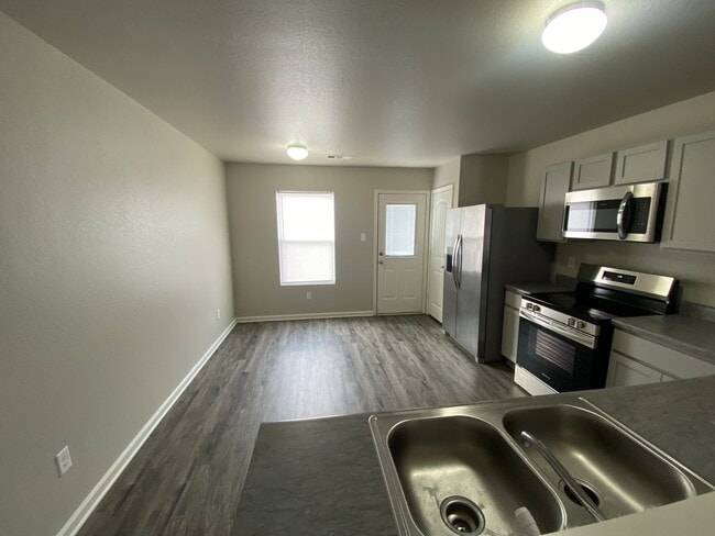 Photo - Beautiful 3bed/2bath Home