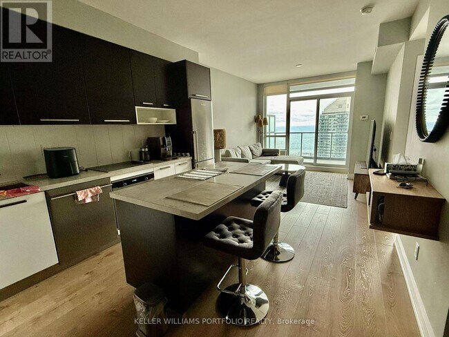 Photo - 36 Park Lawn Rd Unit 3902