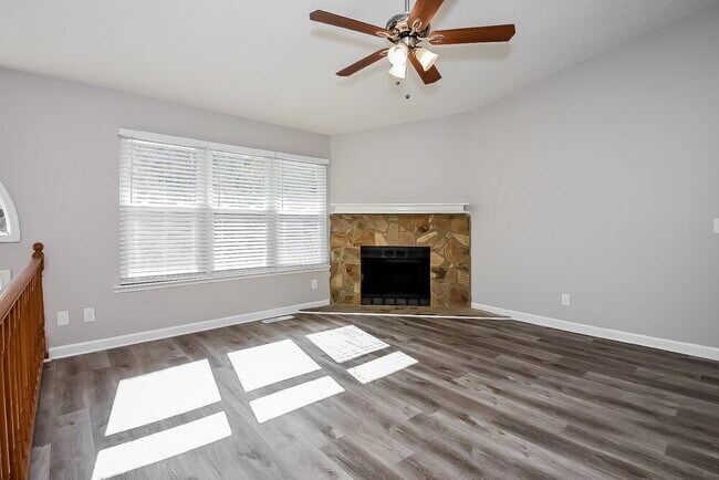 Photo - 291 Allatoona Rd