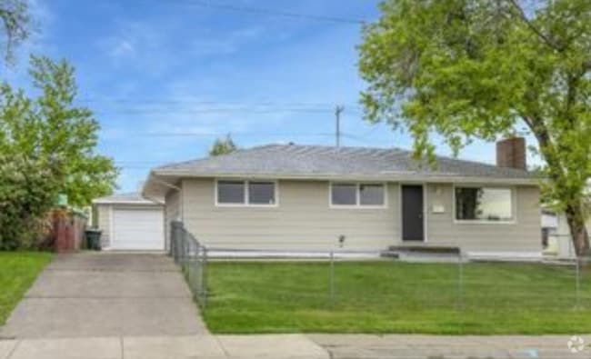 Building Photo - 4620 3rd Ave S Rental