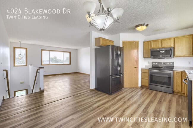 Photo - 4024 Blakewood Dr