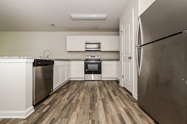 Photo - 145 Cold Creek Pkwy